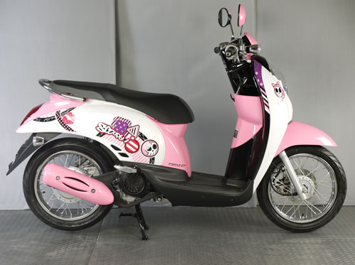 タイHONDA Scoopy110i Vivid me
