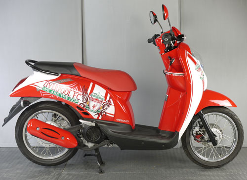 タイHONDA Scoopy110i ManU/Liverpool