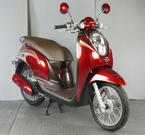 Scoopy110i Prestige guy