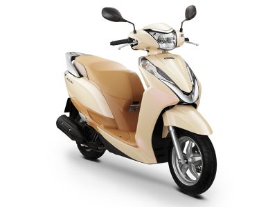 ベトナムHONDA LEAD125 Premium