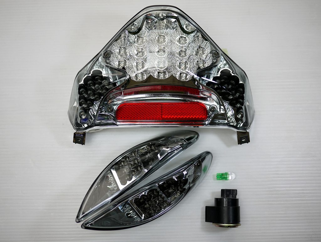 アドレスV125LEDウインカーテールランプリレーセット AA-19
