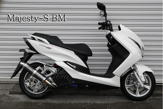 CORES コアーズ Exhaust Majesty-S マジェスティS CE01 BM ブラックメタル　マフラー JP-CRS-MU002BM