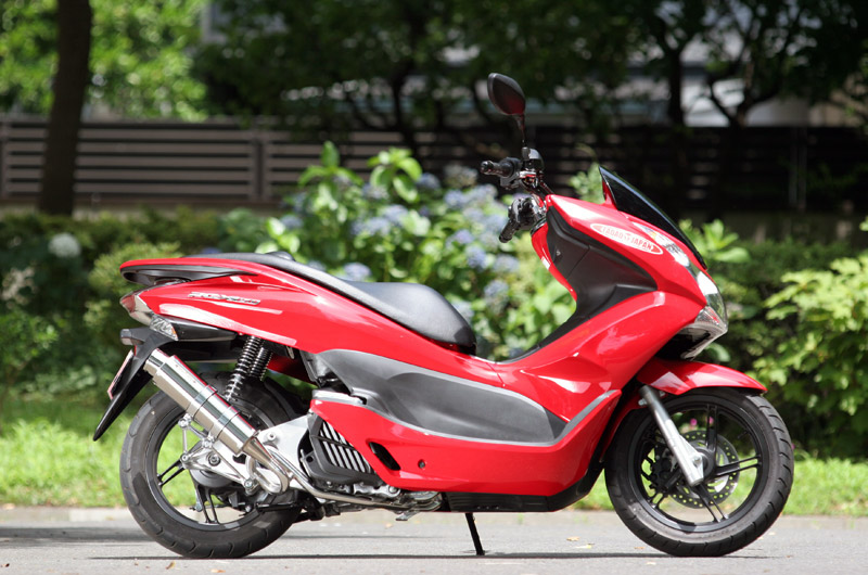 SP TADAO SP忠男マフラー　PCX150　PURE SPORT ”S”　SUS　ゴールドエンブレム　ステンレスポリッシュ　PC1-GE-13 4571117956635