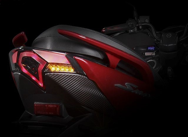 KOSO MAJESTY S(マジェスティS）,SMAX INFINITY LED テール,ウィンカーASSY GD054Y00