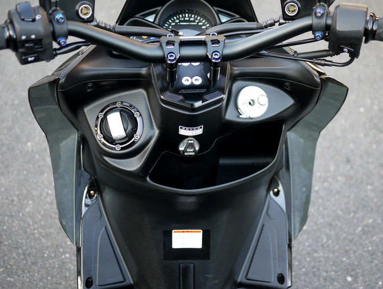 S2R MAJESTY S(マジェスティＳ）,SMAX サイドバイザーセット ライトスモーク TA-S2R-VI001SM